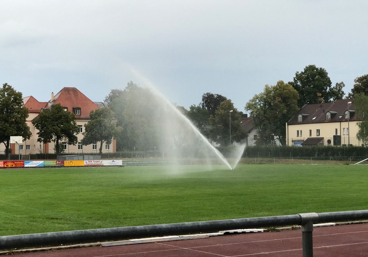 Beregnung eines Sportplatzes